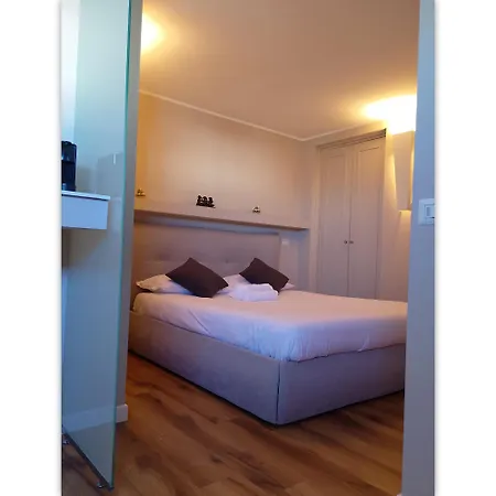 Lux Numidio Quadrato Lägenhet Rom
